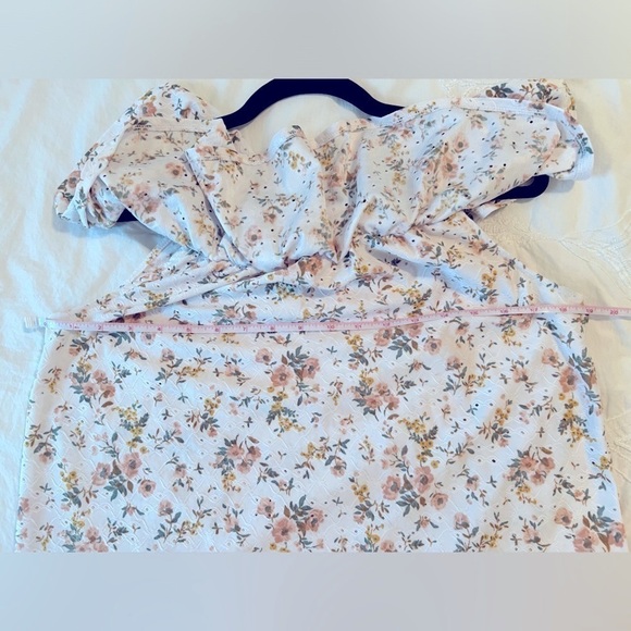 Wallflower Top On or Off Shoulder Eyelet Size L - Picture 6 of 7